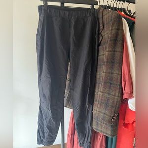 Lululemon | 8 | Jogger